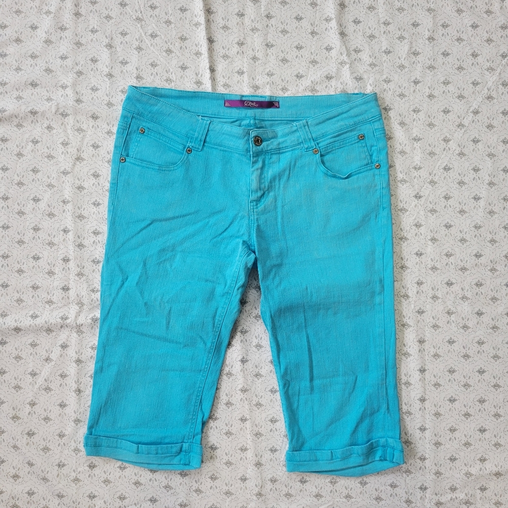 C Pink Y2K Aqua Blue Capris 💙